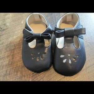 Navy soft sole shoes